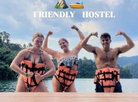 Friendlyhostel, vandrerhjem i Khao Sok