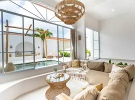 EnyaVillas 5 Brand New - Boutique Mediterranean