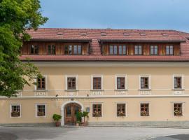 Alte Post, hotel en Feistritz an der Gail