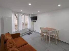 Appartement dans maison atypique