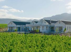 Tidesong - Luxury Villa, Benguela Cove, hotel in Vosburg