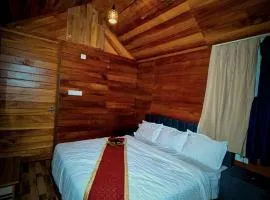 Fossil 900 Woods Resort