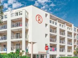 レジデンス ピエール ＆ バカンス ラ バイ デス サーブル