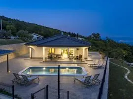 Villa Mantis by Briskva