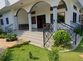 Secret Garden, Hotel in Cotonou