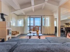 Luxurious Penthouse Lumina - Fire place, Pool and Spa