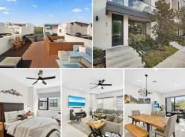 Sunny 4BR Sarasota Retreat With Hot Tub & Rooftop