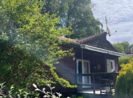 Chalet cosy au cœur du puy de dôme, hotel en Saint-Rémy-sur-Durolle