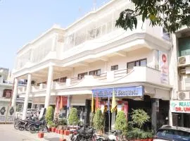 Avadh Hotel & Banquets