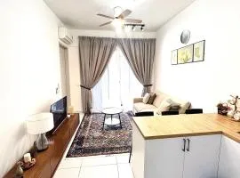 Sky Trees Bukit Indah netflix and wifi