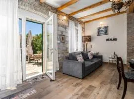 Casa Batana by Briskva