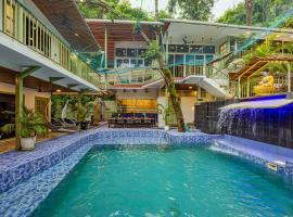 Clarence Retreat Goa, hotel v destinaci Parra