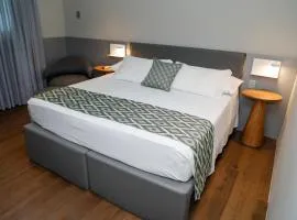 Sandri City Hotel