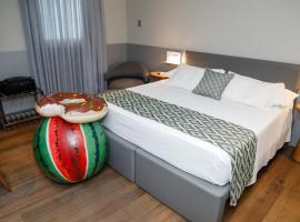 Sandri City Hotel, hotel em Balneário Camboriú