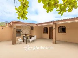 Churrasqueira, 2 vagas, Próx. Brava de Caiobá