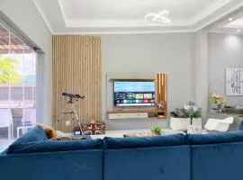 Centrally located 11 sleeper house near Canal Walk