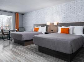 Complexe Dix80, motel in Mont-Laurier
