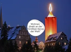 GRÄFIN ANNA - Design-Apartment mit 2 Schlafzimmer - in der historischen Hinterburg Schlitz - mit Aufzug, Parkplatz & Garten - Hunde willkommen