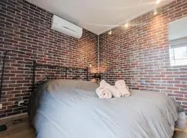 La Ressource, Claire