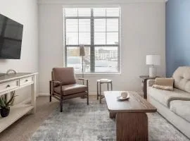 Landing Amazing 1BD Gym Pool