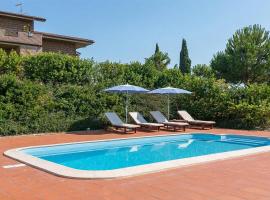 Beautiful Home In Morro D'oro, hotel a Morro dʼOro