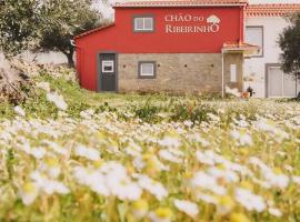 Chão do Ribeirinho Country House, hotell i Atalaia