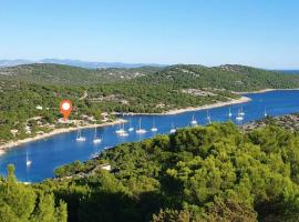 House Dragi, hotel v mestu Žirje