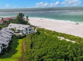 Luxury beachfront Longboat Key pool home SeaDuced