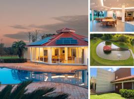 Ref&uacute;gio Privativo em Foz do Igua&ccedil;u | Piscina & Lago，位于伊瓜苏的农家乐