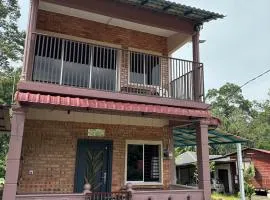 Rening 46 Walking Distance to Sg Rening