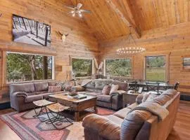 True North Adventure Lodge Steamboat Lake