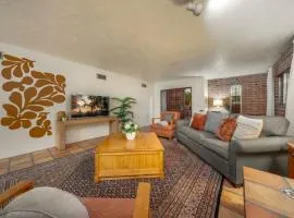 Country Club (Millay & Estrella)