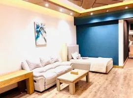 La Vista Home Stay with Parking