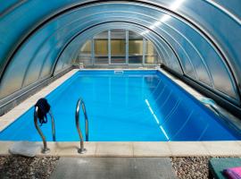 FeWo Malchower See mit Pool, hotel di Malchow