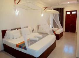 Urban Tide Dickwella