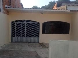 Casa pé na areia na praia de colares, lugar onde até os extraterrestre se encantaram, hotel Colares városában