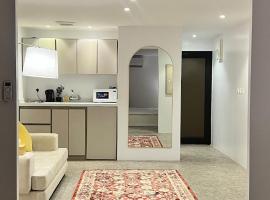 The Pearls Apartment, hotel i Yanbu