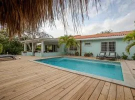 Paradijselijke villa met prive zwembad, palapa, tropische tuin en rondom privacy