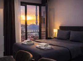 D-East Signature Suites