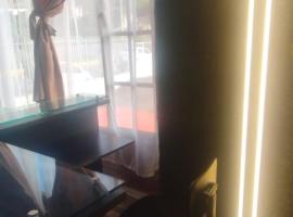 Suits Plaza Jardin, acomoda&ccedil;&atilde;o com cozinha em Latacunga