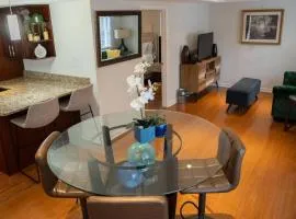 Cozy Midtown Garden Apartment | Walk the Beltline.