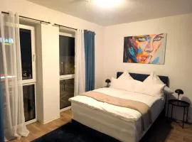 Modernes City-Appartement mit separatem Schlafzimmer