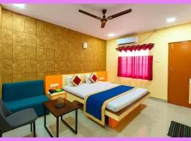 Hotel Coral Premium Suite Near Jagannath Temple - Sea Beach - Lift Free Parking & Swimming Pool - Best Prime Location Hotel