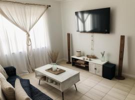Daily & Monthly stay โรงแรมในKhomas Region