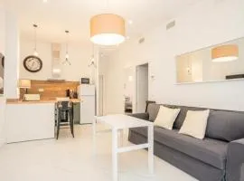NEW! Stunning modern 2BR apt next to Feria