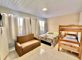 #AleGriaSoL&Mar# Quarto para Família /Amigos, Hotel in Matinhos
