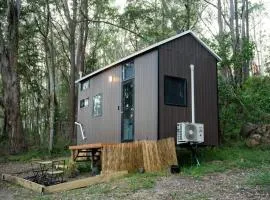 Tintenbar Riverfront Farmstay by Tiny Away