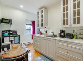 Apt in Historic Lynn Neighborhood 2 Mi to Beach!