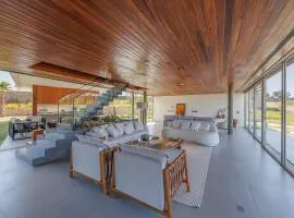 Casa com projeto incrivel no Terras de São José II