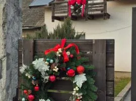 Захарова Оселя БАСЕЙН на території є Чан - Джакузі